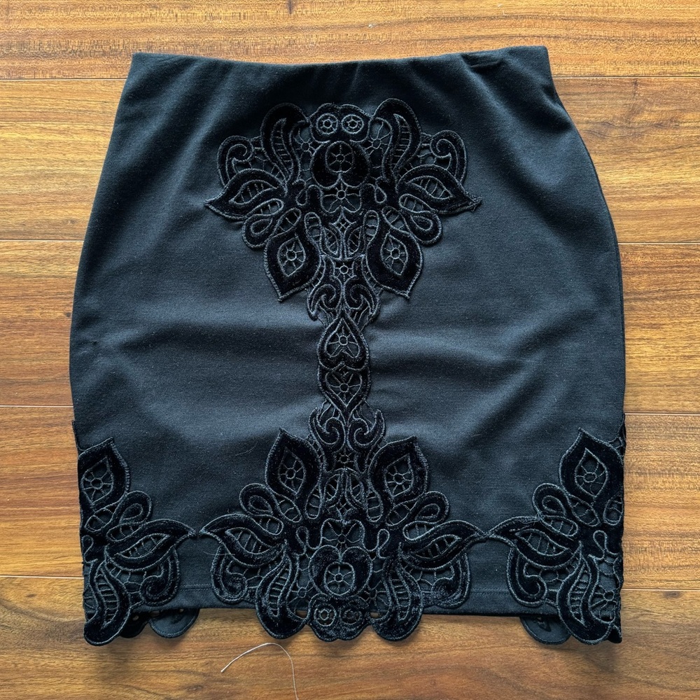LF Black Mini Skirt